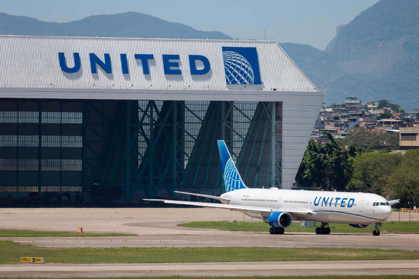Passenger Describes Bowling Ball-Sized Hole in United 767 Engine After Midair Incident