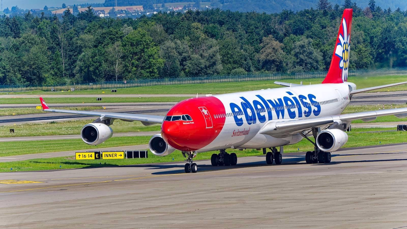 Edelweiss Repairs Airbus A340-300 Engine After Bird Strike in Zurich