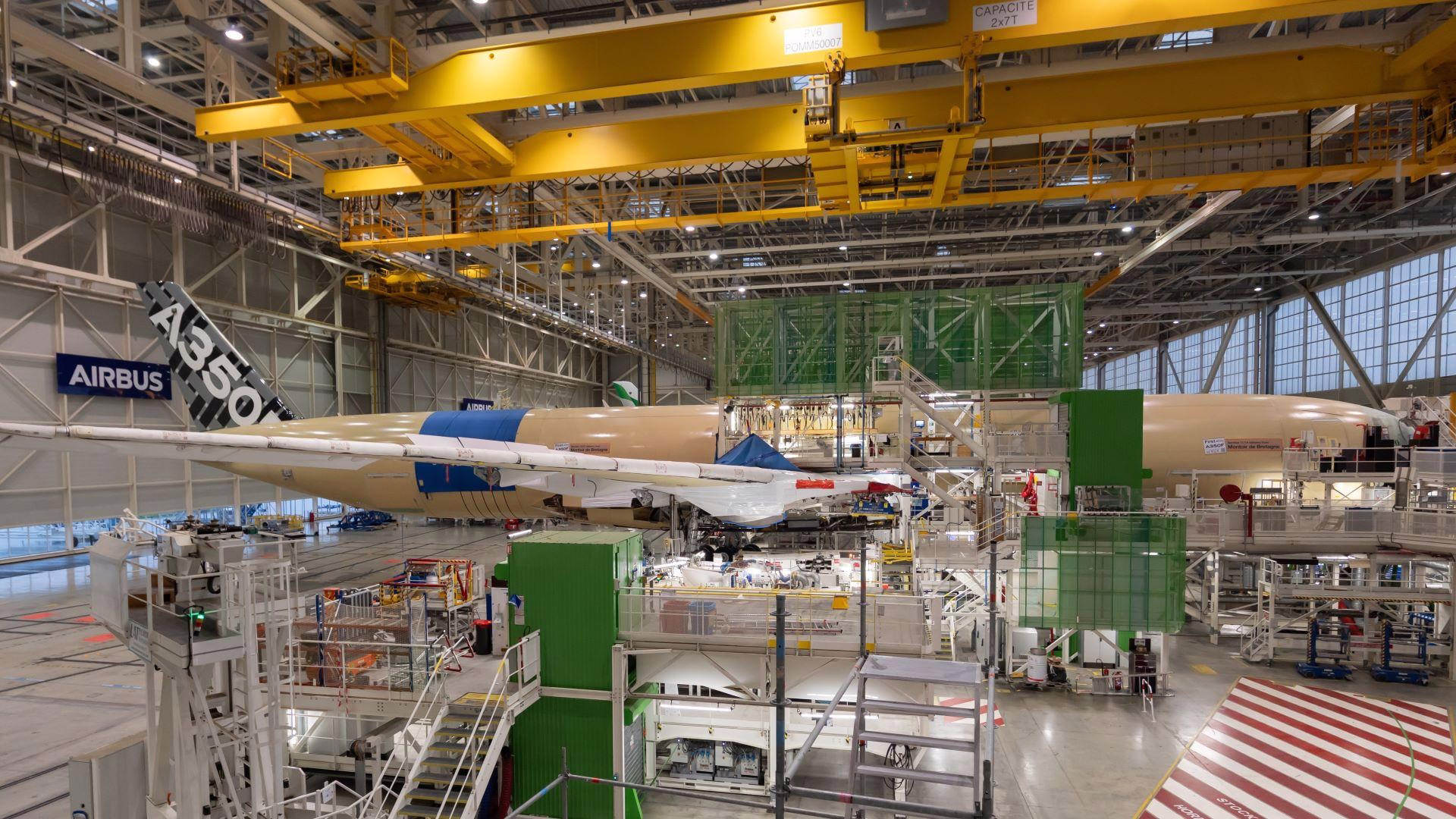 Airbus Receives Eight Orders for A350 Freighter