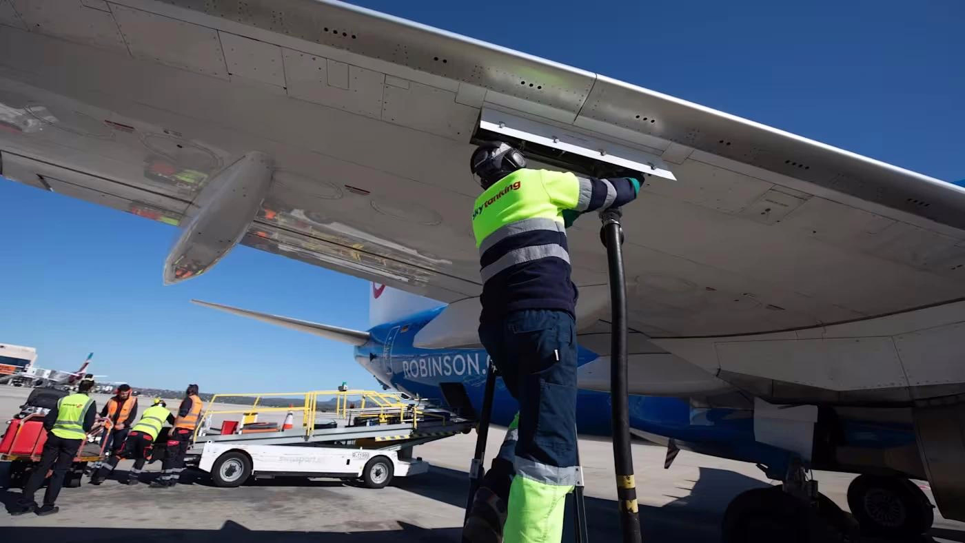 Aviation Industry Struggles Amid Worsening Jet Fuel Shortage