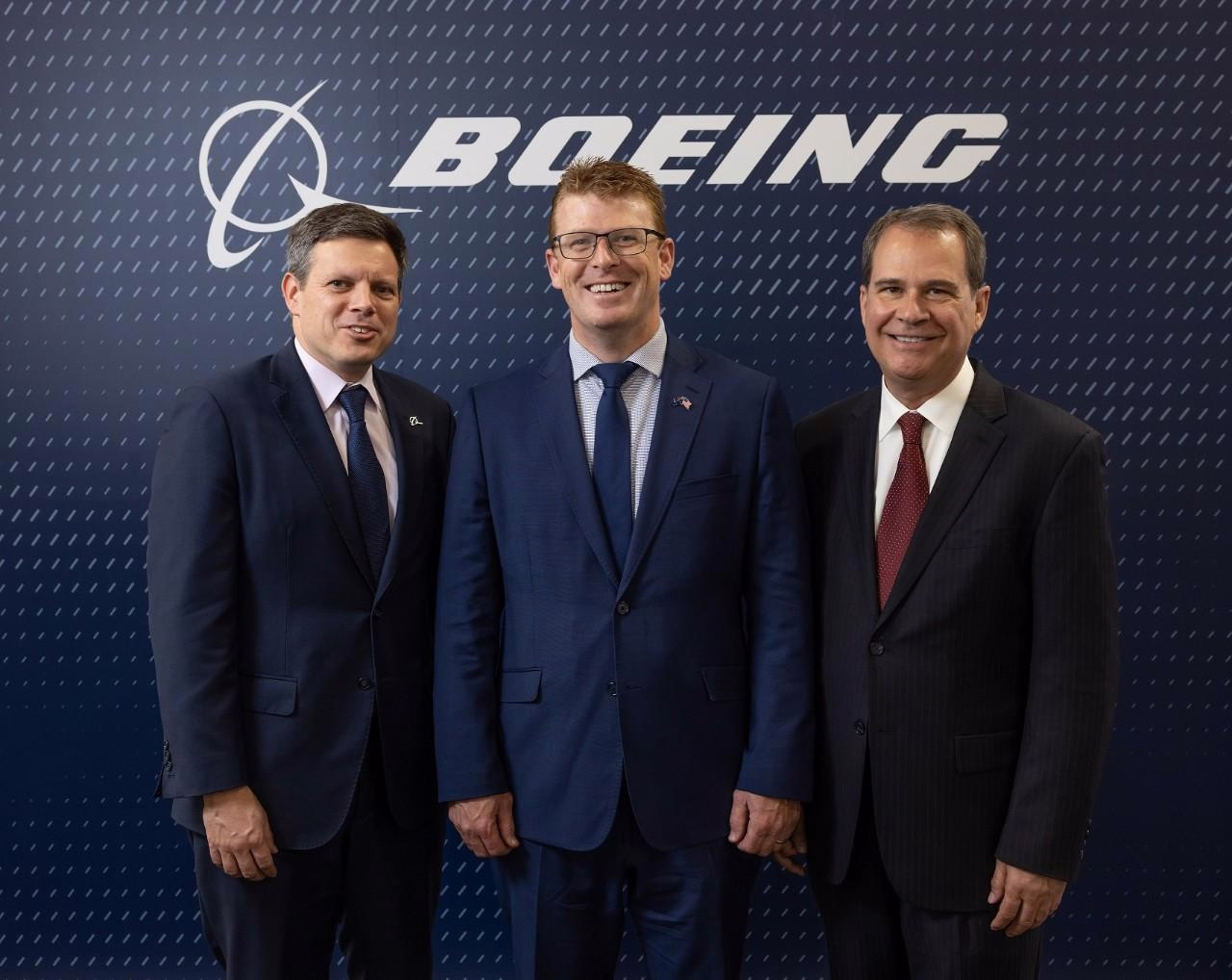 Boeing Awards Contract to AW Bell