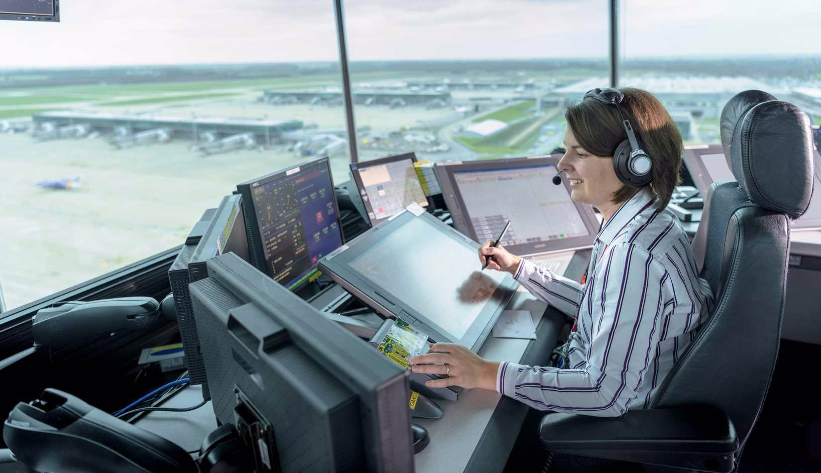 America’s Busiest Airport Still Uses Air Traffic Software Predating the iPhone