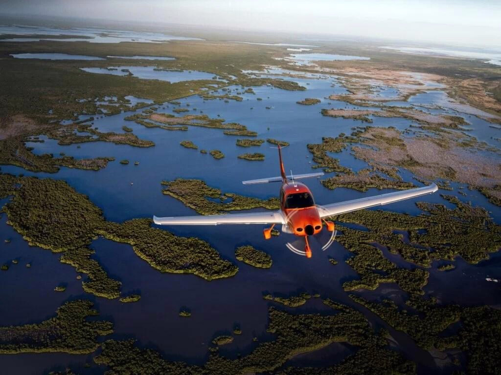 Cirrus Aircraft Backlog Exceeds 1,000 Units