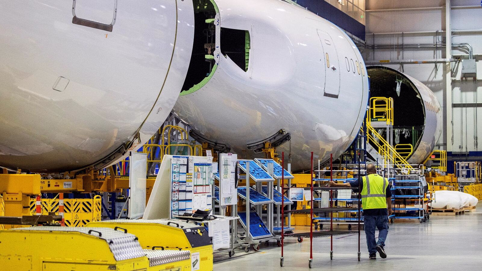 Boeing 787 Dreamliner Faces Renewed Scrutiny After AI-171 Crash