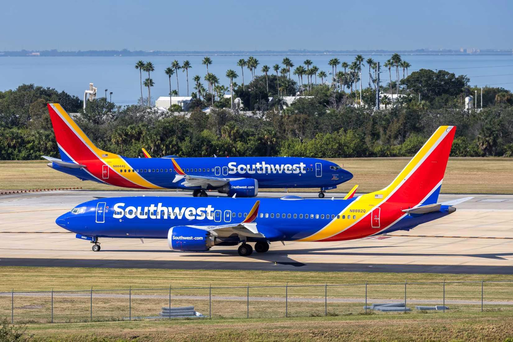 Can the Boeing 737 Dump Fuel?
