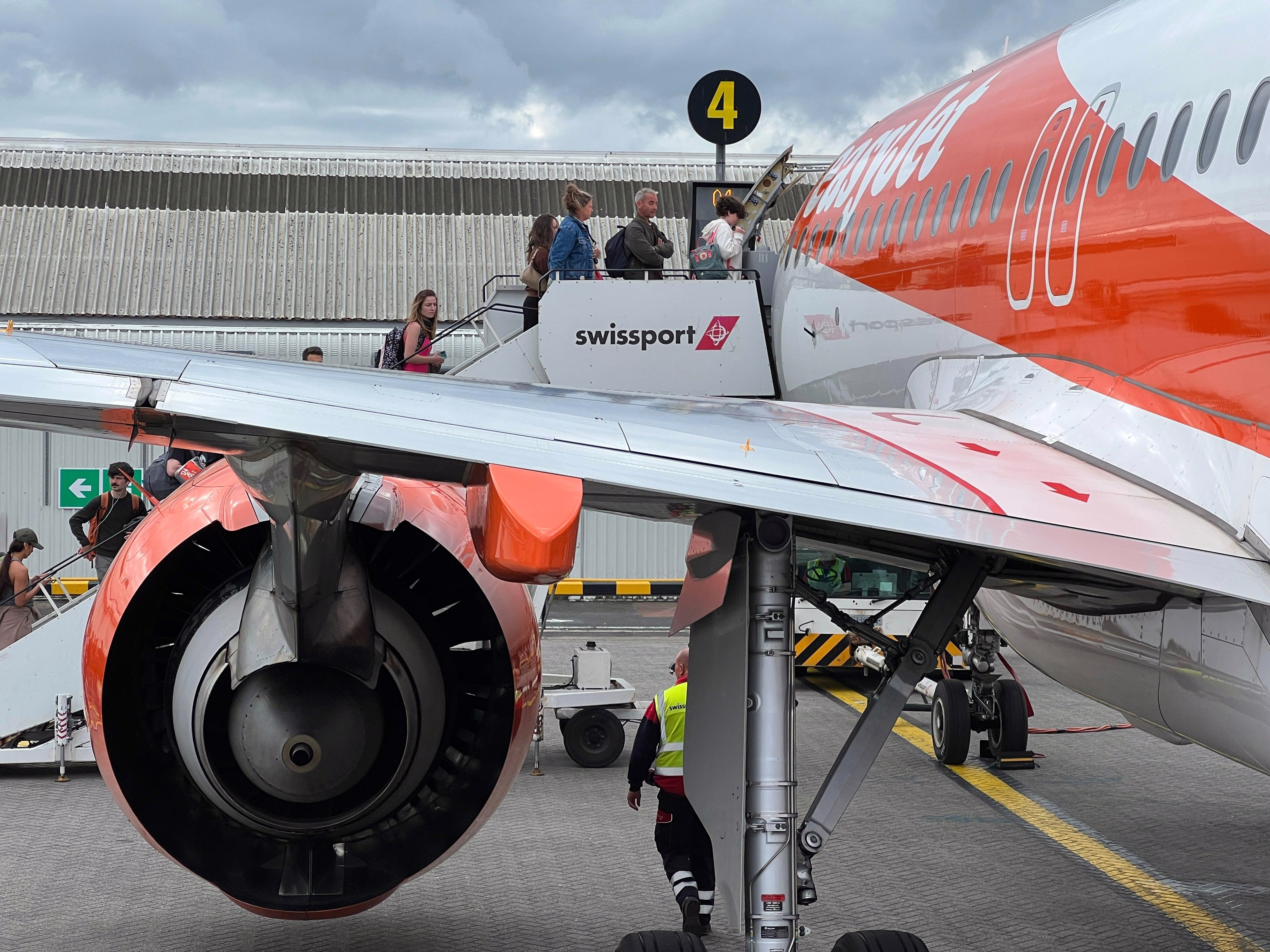 easyJet Receives 100th Airbus A320neo in Hamburg
