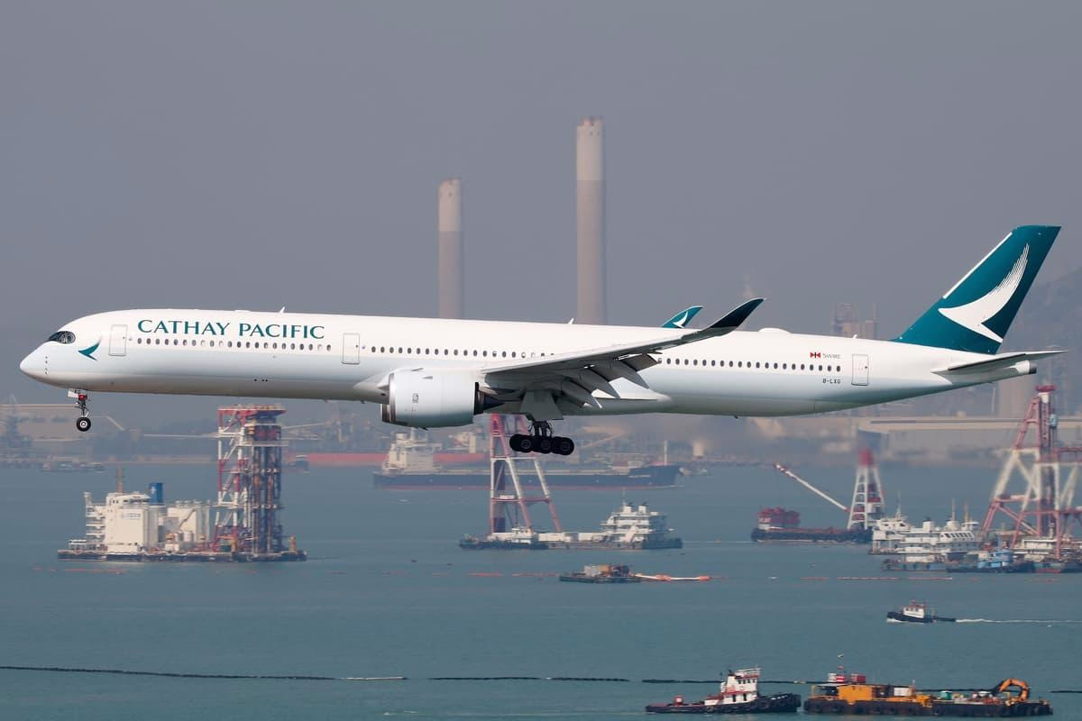How the Airbus A350 Compares to the A340 in Size
