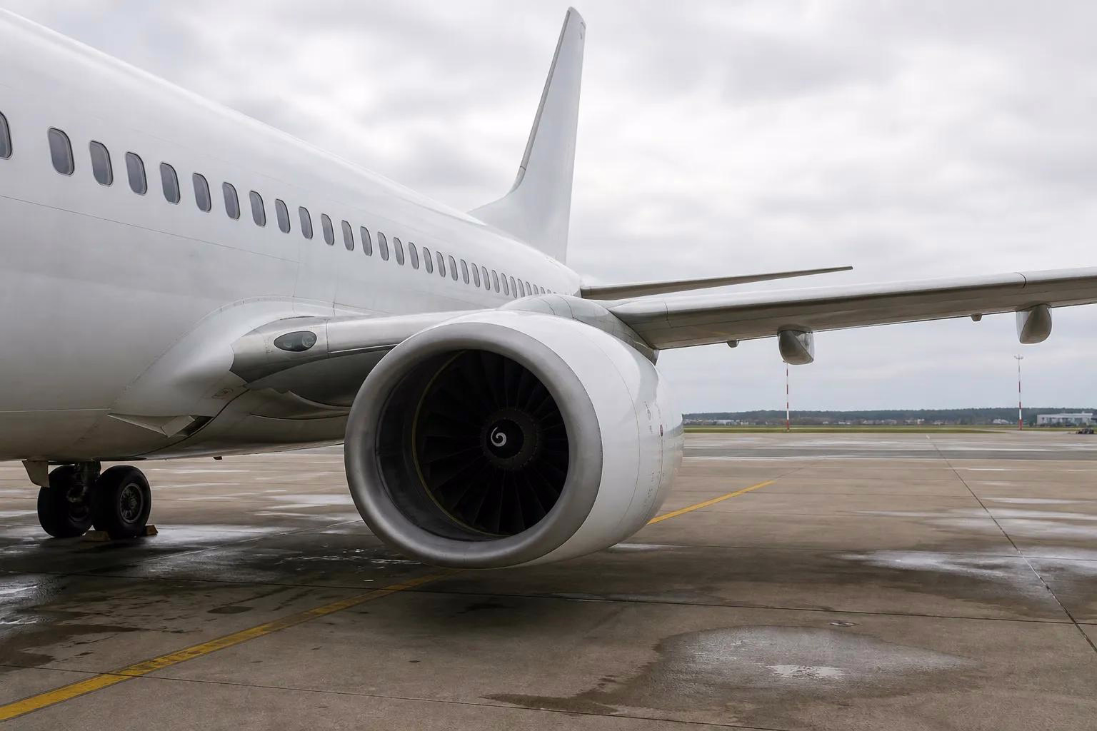 Engine Blade-Out Failure Caused Ryanair Cabin Depressurization, Officials Say