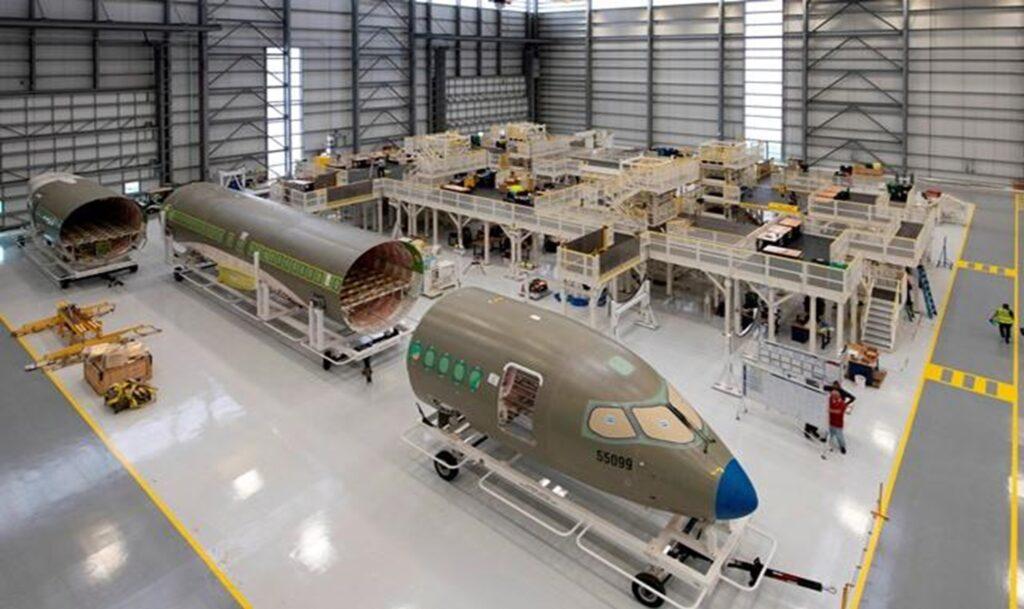 Boeing Reports Higher Jet Deliveries and Orders in March 2025