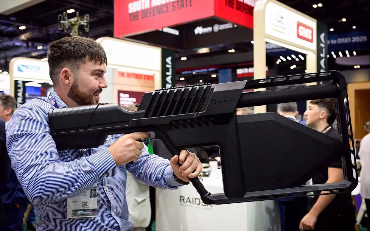 DroneShield Introduces ADS-B Integration and Enhanced AI for Enterprise Command