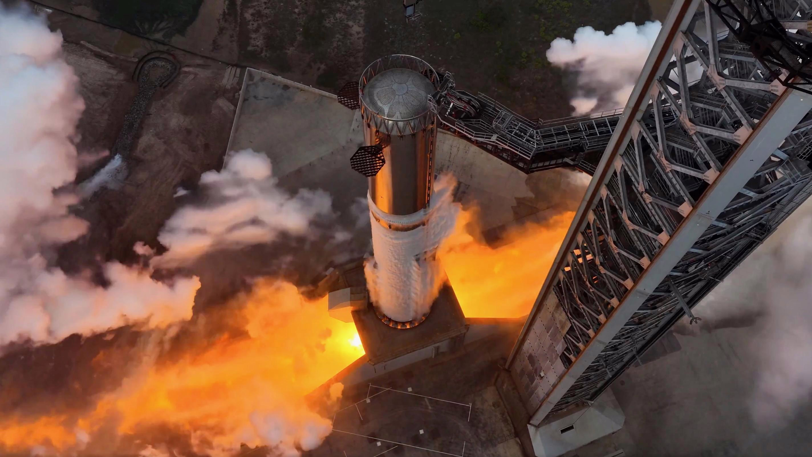 SpaceX Fires All 33 Engines in Starship Booster Test Ahead of Flight 13 Launch