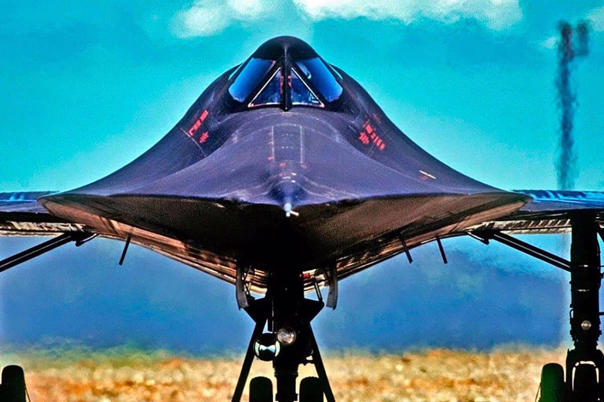 The SR-71 Blackbird Overcame Unprecedented Engineering Challenges