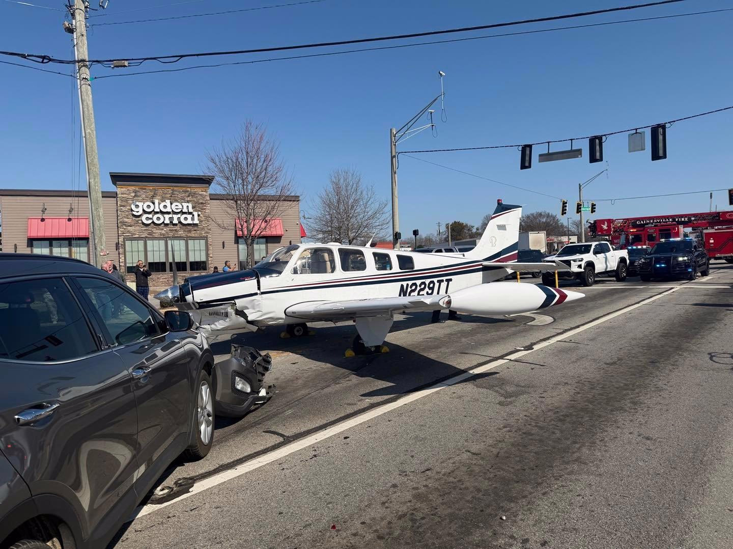 Plane lands on Pennsylvania highway due to ‘engine issues,’ FAA says