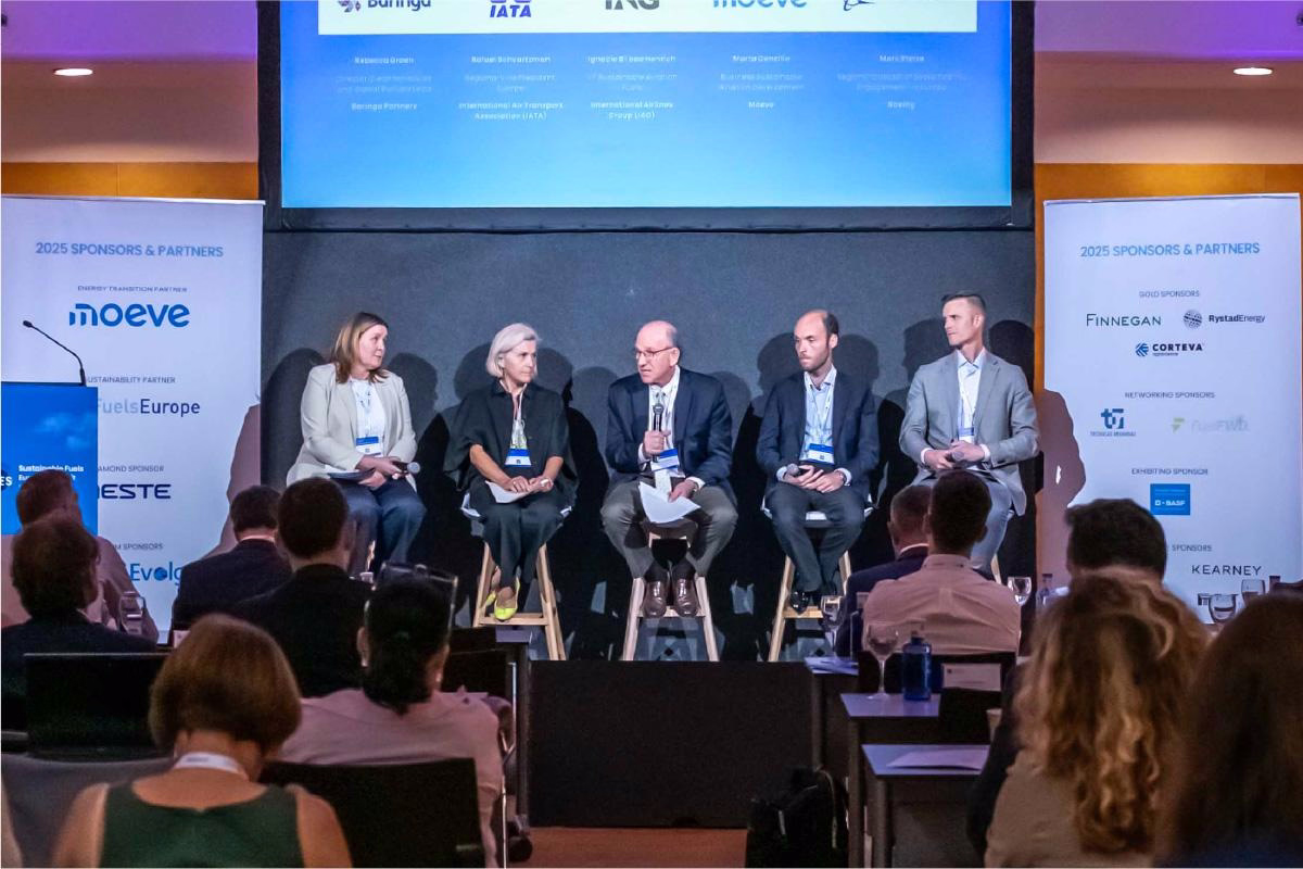 Brussels Summit Addresses Challenges of Aviation’s Net-Zero Goals