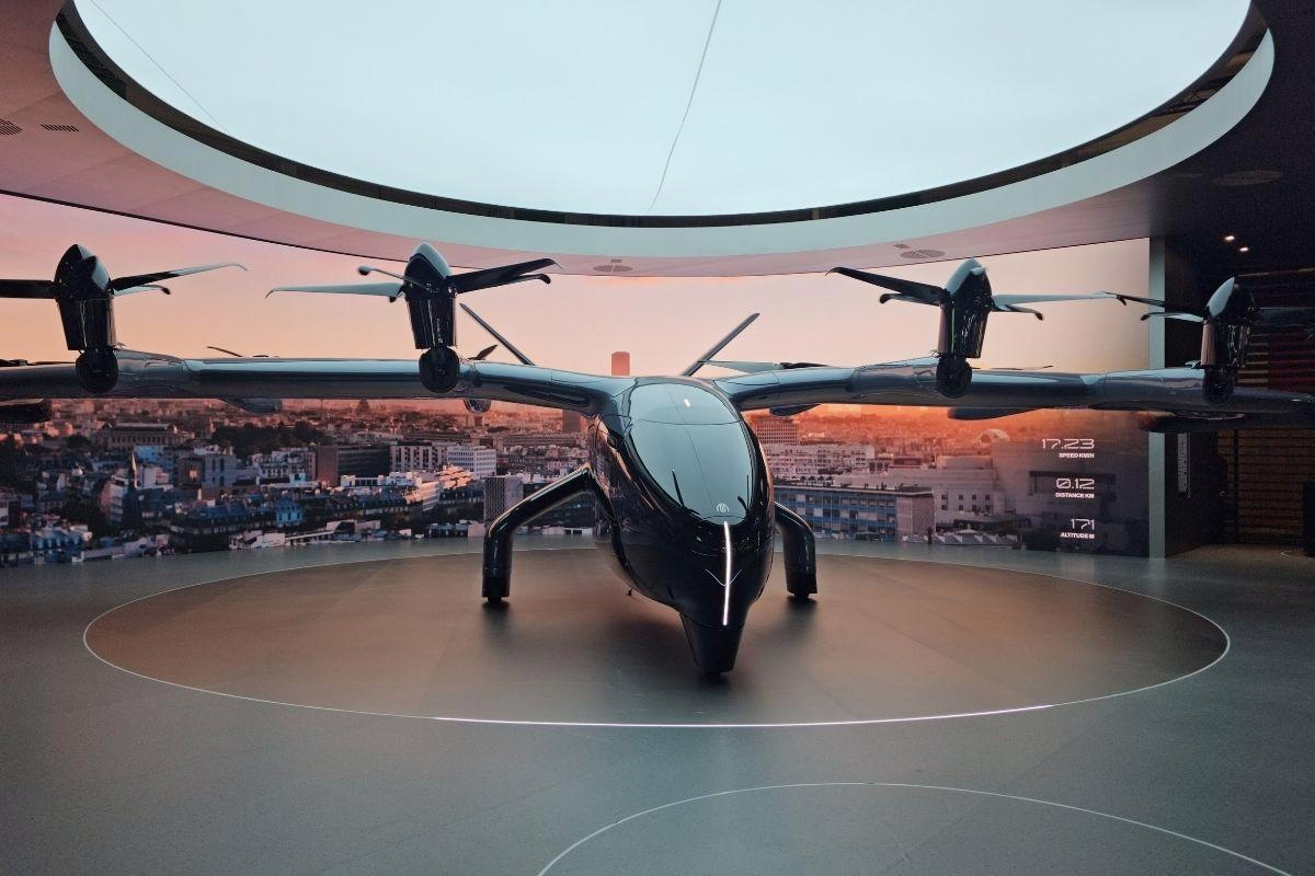 Archer Aviation vs. EHang: Who Has the Edge in Future Air Mobility?