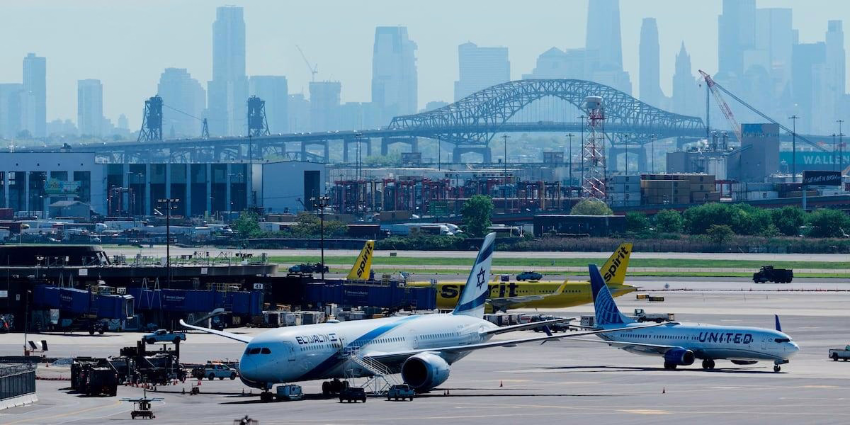 United Flight Strikes Pole on New Jersey Turnpike During Newark Landing, Damages Truck