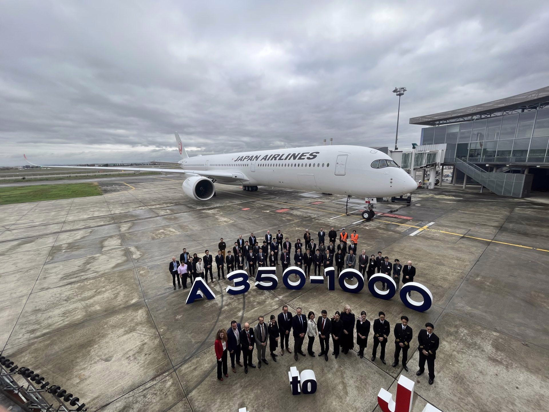 Airbus reveals order for seven more A350-1000s