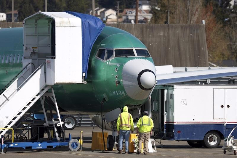 U.S. Tariffs Affect Aviation Industry Growth and Costs