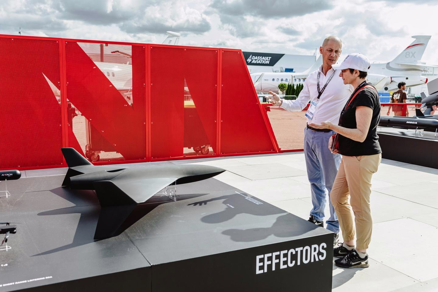 Paris Air Show Marks Shift in Supplier Strategy