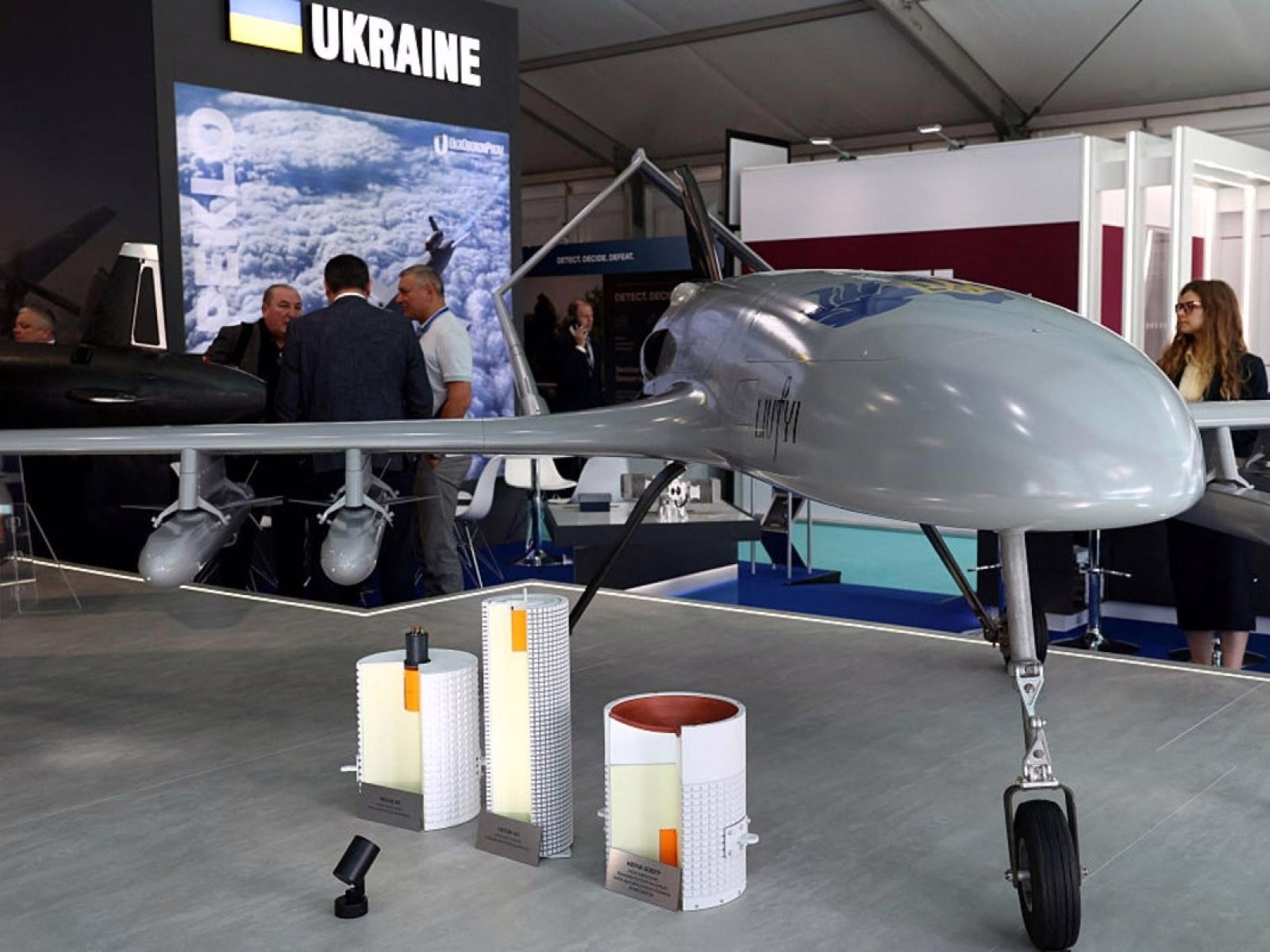 Farnborough Air Show Concludes with 327 Firm Orders