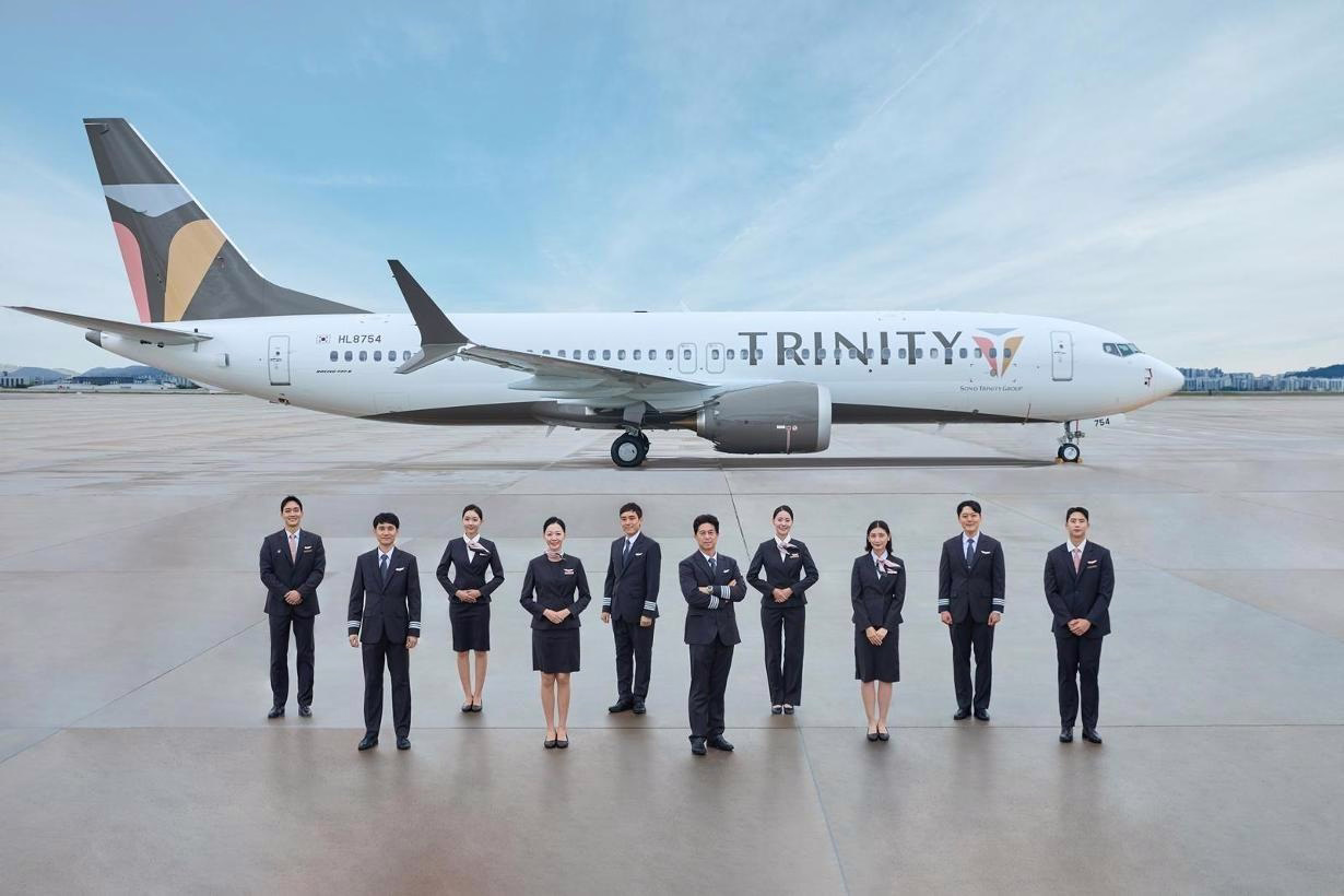Trinity Receives First Boeing 737-8 in New Livery