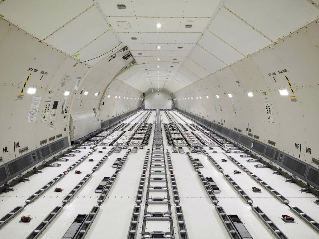 Mammoth Freighters Delivers 777-200LRMF to Jetran