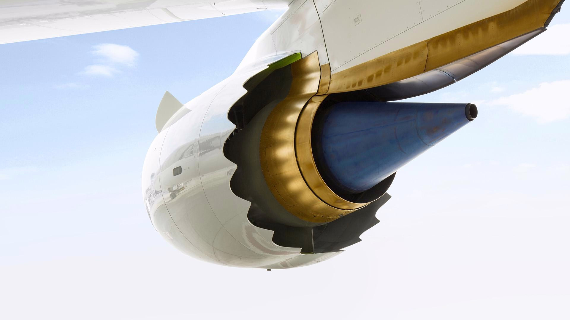 Fuel Efficiency of the GEnx-Powered Boeing 787-10 Compared to Other Widebody Aircraft