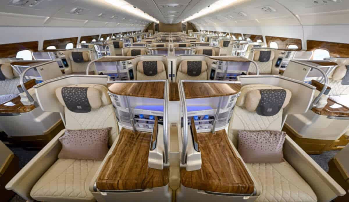 Emirates Leads Major Airlines in Expanding Fleets Amid Industry Growth