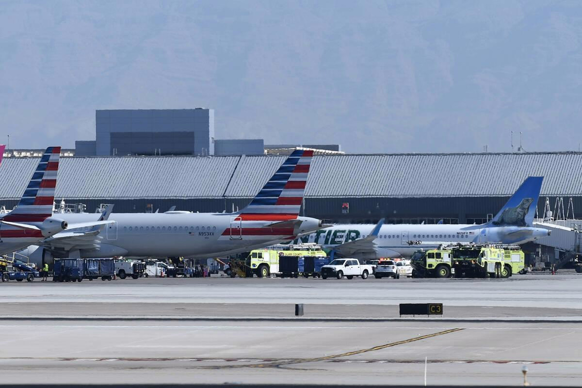 American Airlines Airbus A321 Experiences Engine Trouble Over Las Vegas
