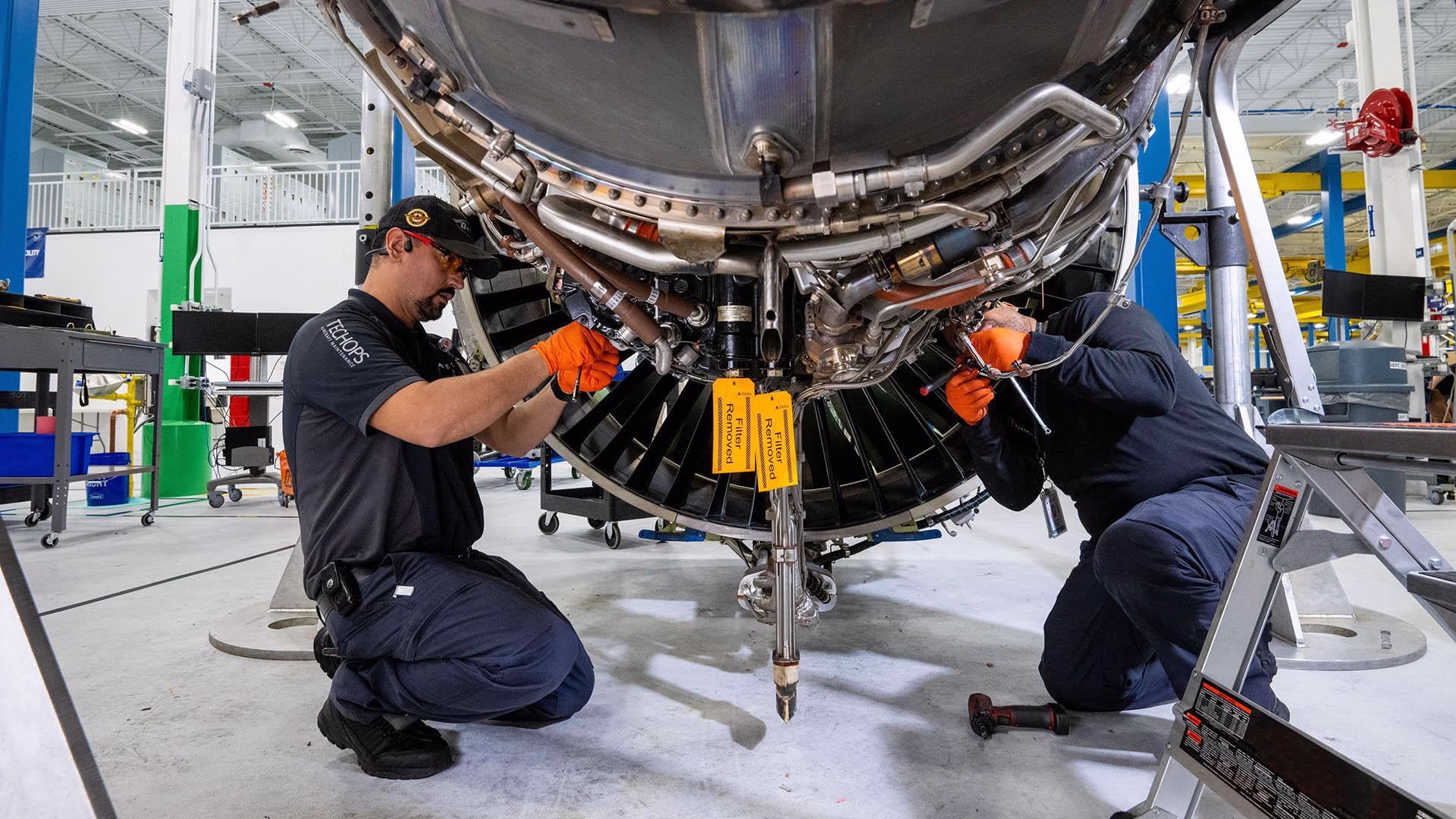 Pratt & Whitney and SR Technics Announce First GTF Engine Induction