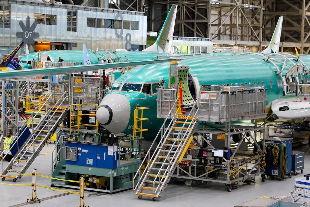 Boeing Hits 52-Week High as China Deliveries Resume and 737 Production Increases