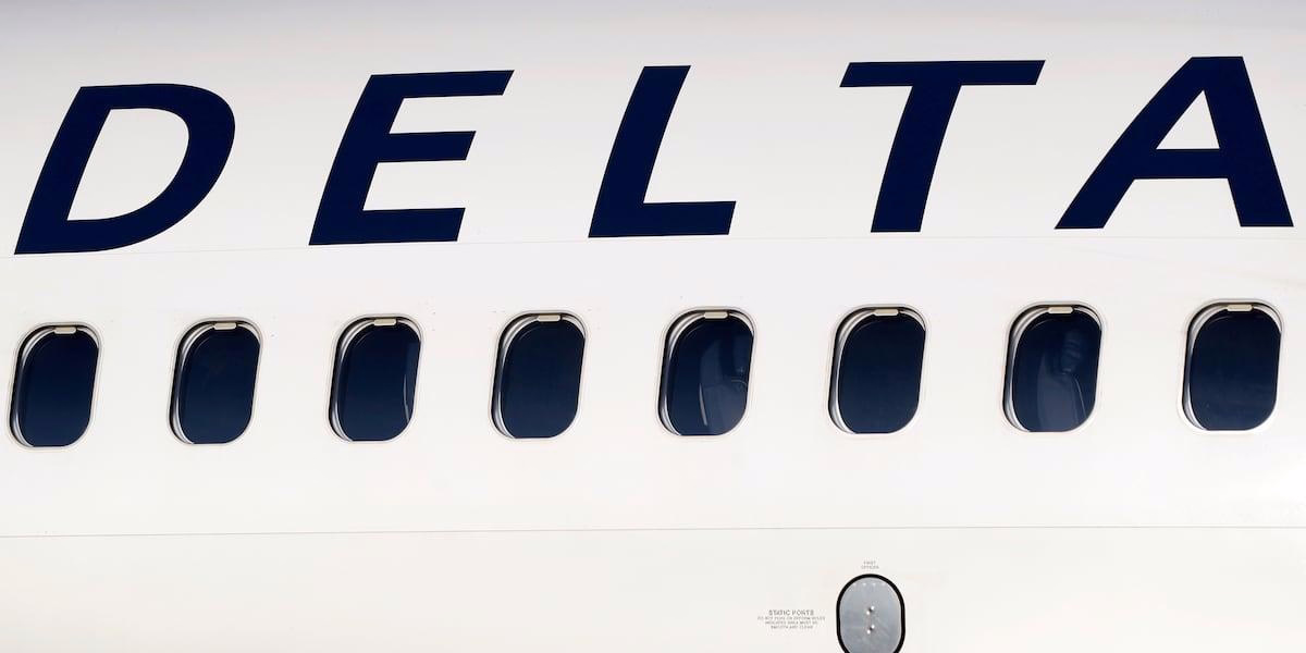 Delta Flight Returns to Atlanta Airport Due to Engine Trouble