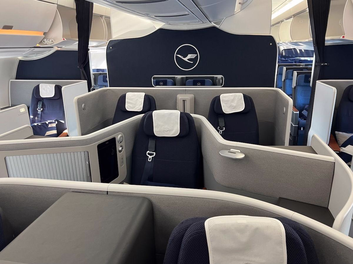 Lufthansa 787 Deliveries Delayed Due to Business Class Seat Approval