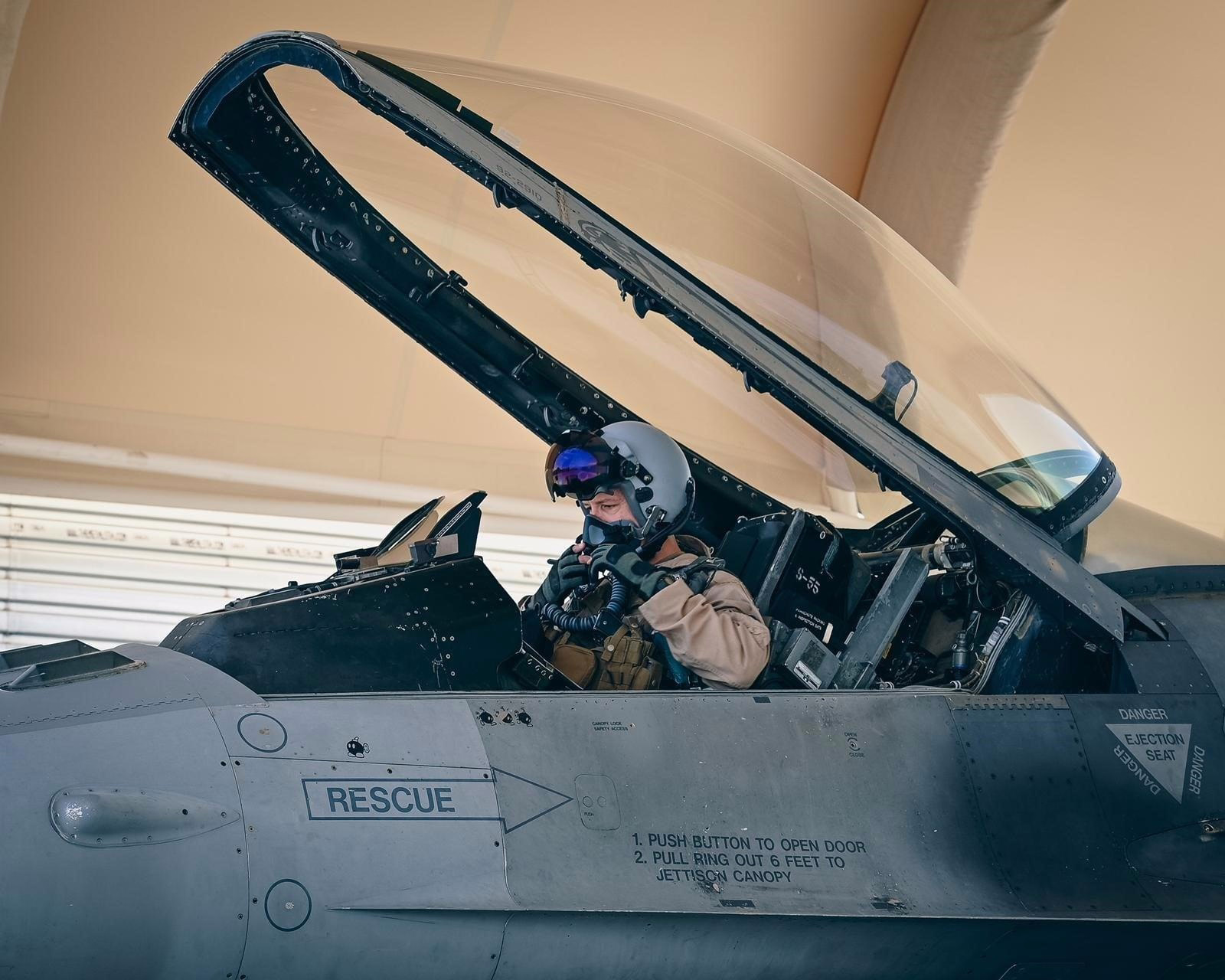 Mexican Air Force Searches for Key Interceptor Component