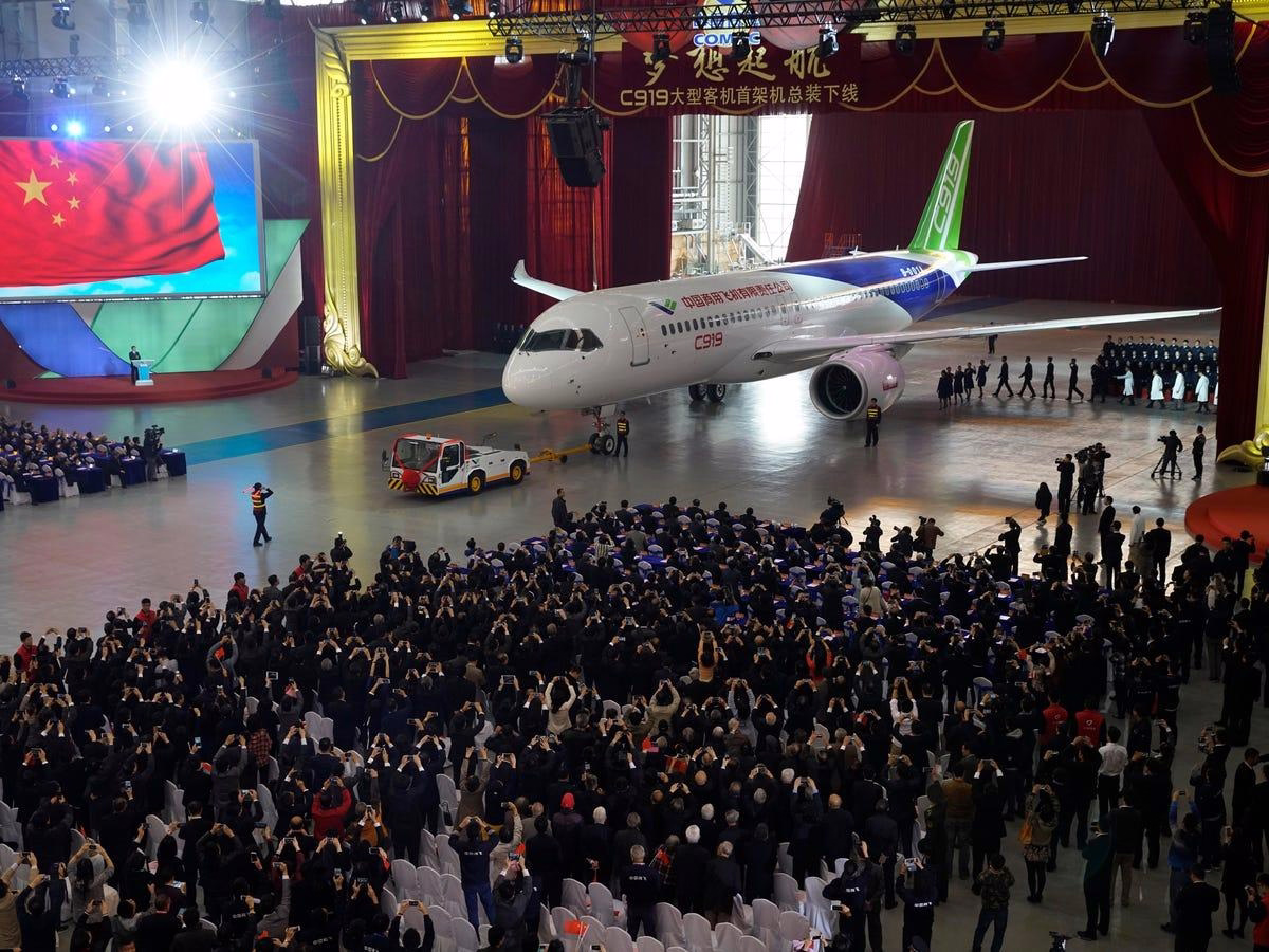 COMAC Aims to Triple Aircraft Deliveries by 2030
