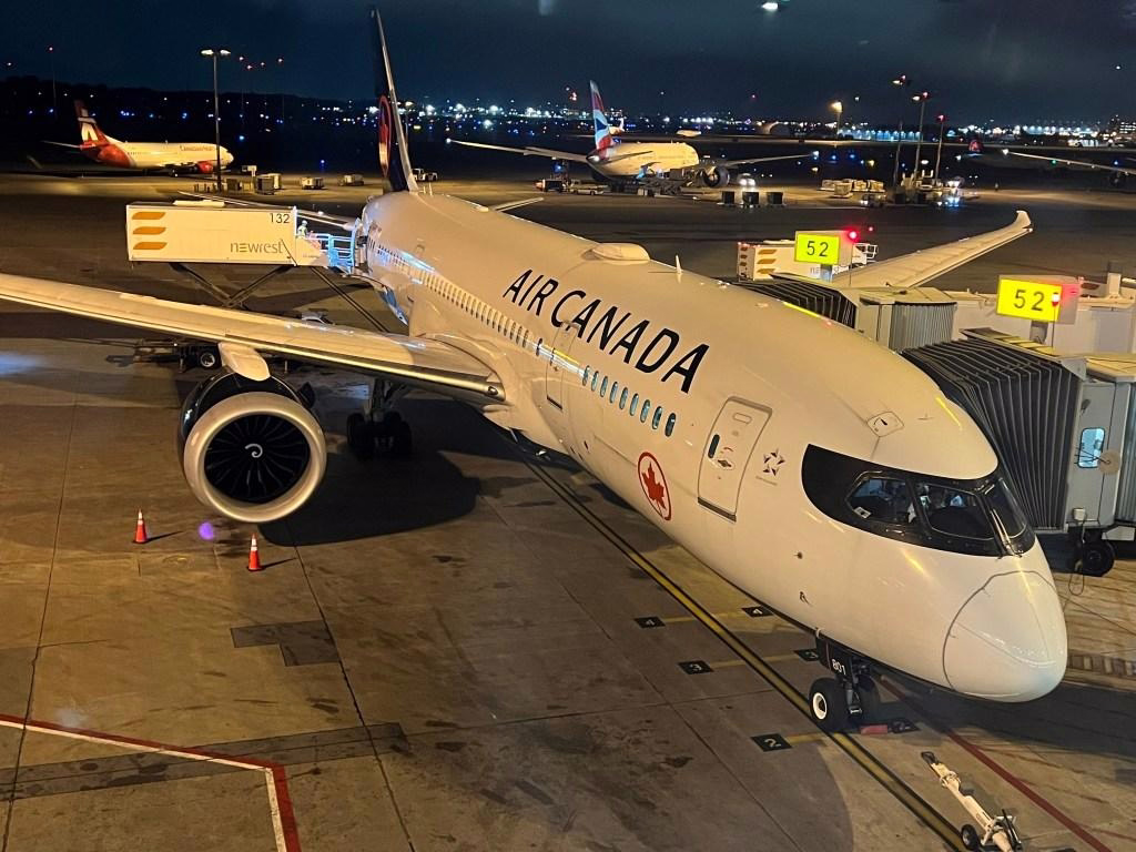 Air Canada Updates Wide-Body Fleet with New Airbus Order
