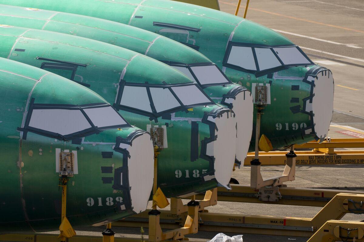 China’s Aviation Suppliers Seek Opportunities at Paris Air Show