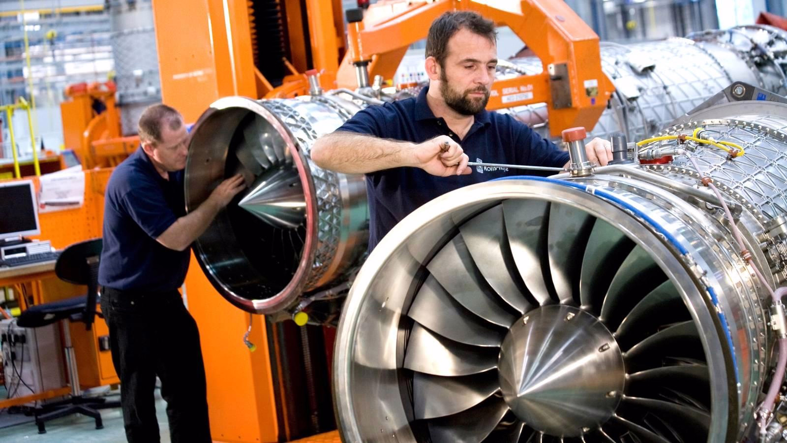 Rolls-Royce Considers India for Aircraft Engine Production Hub