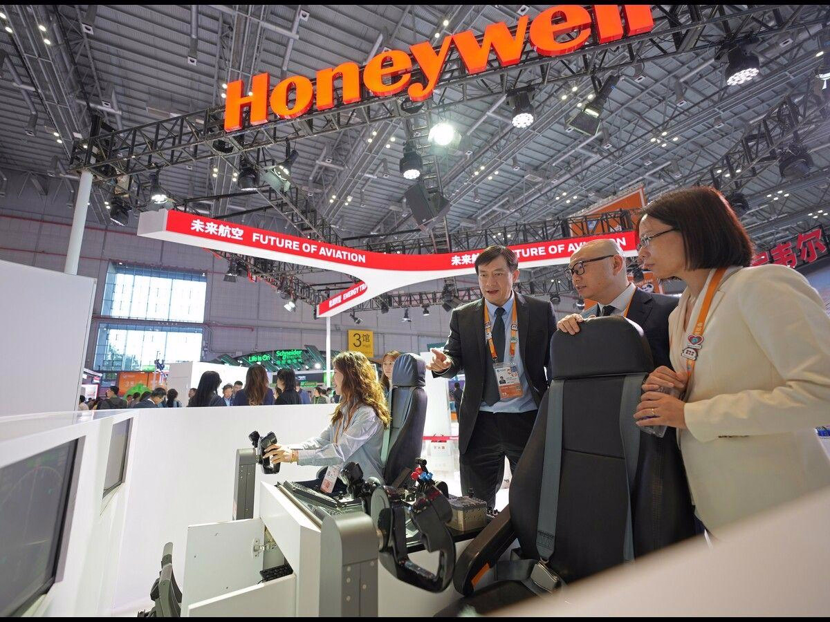 Zenith Aviation Forms Partnership with Honeywell