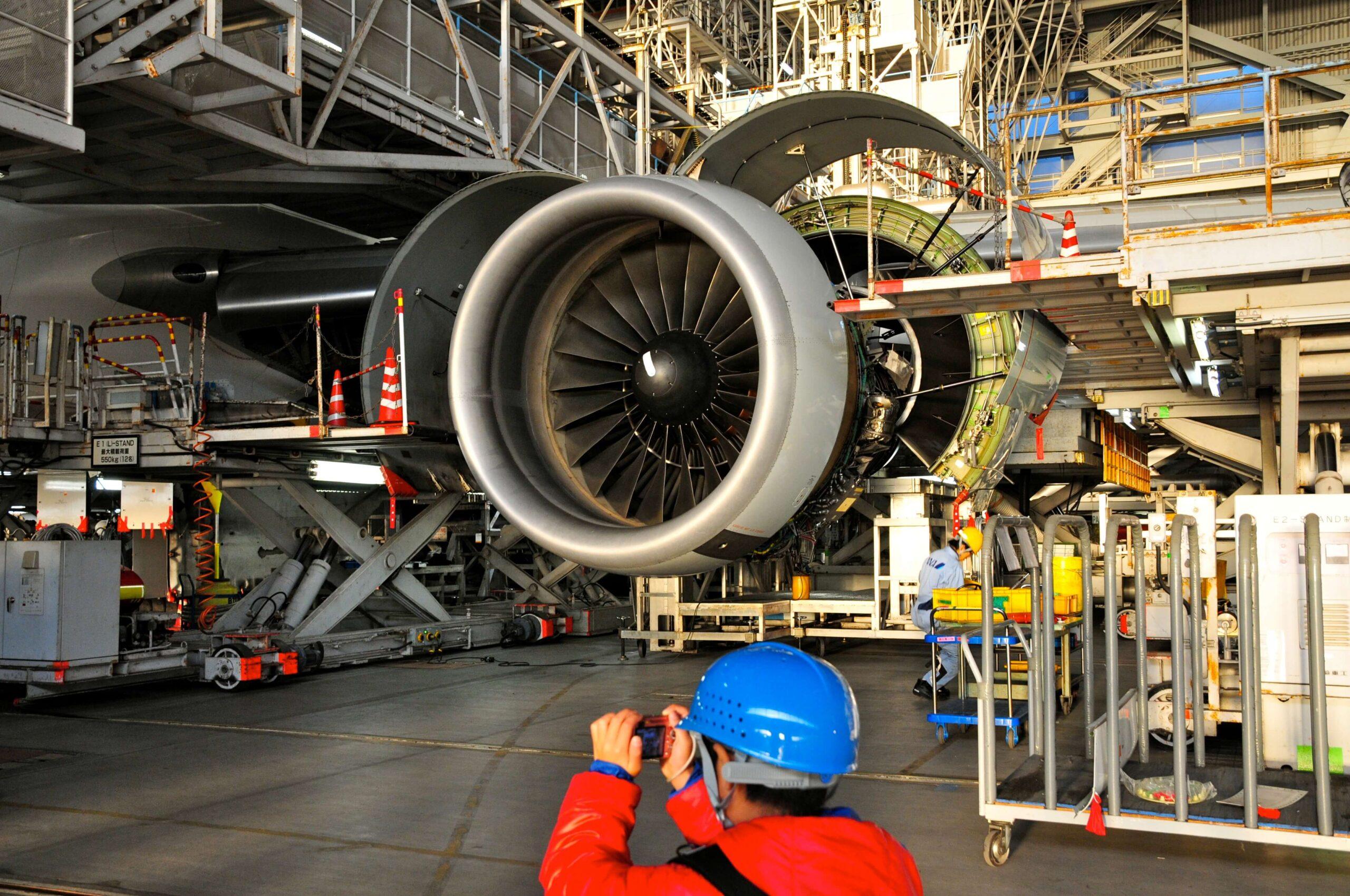 FAA Proposes Inspections of PW2000 Engines for Metal Contamination