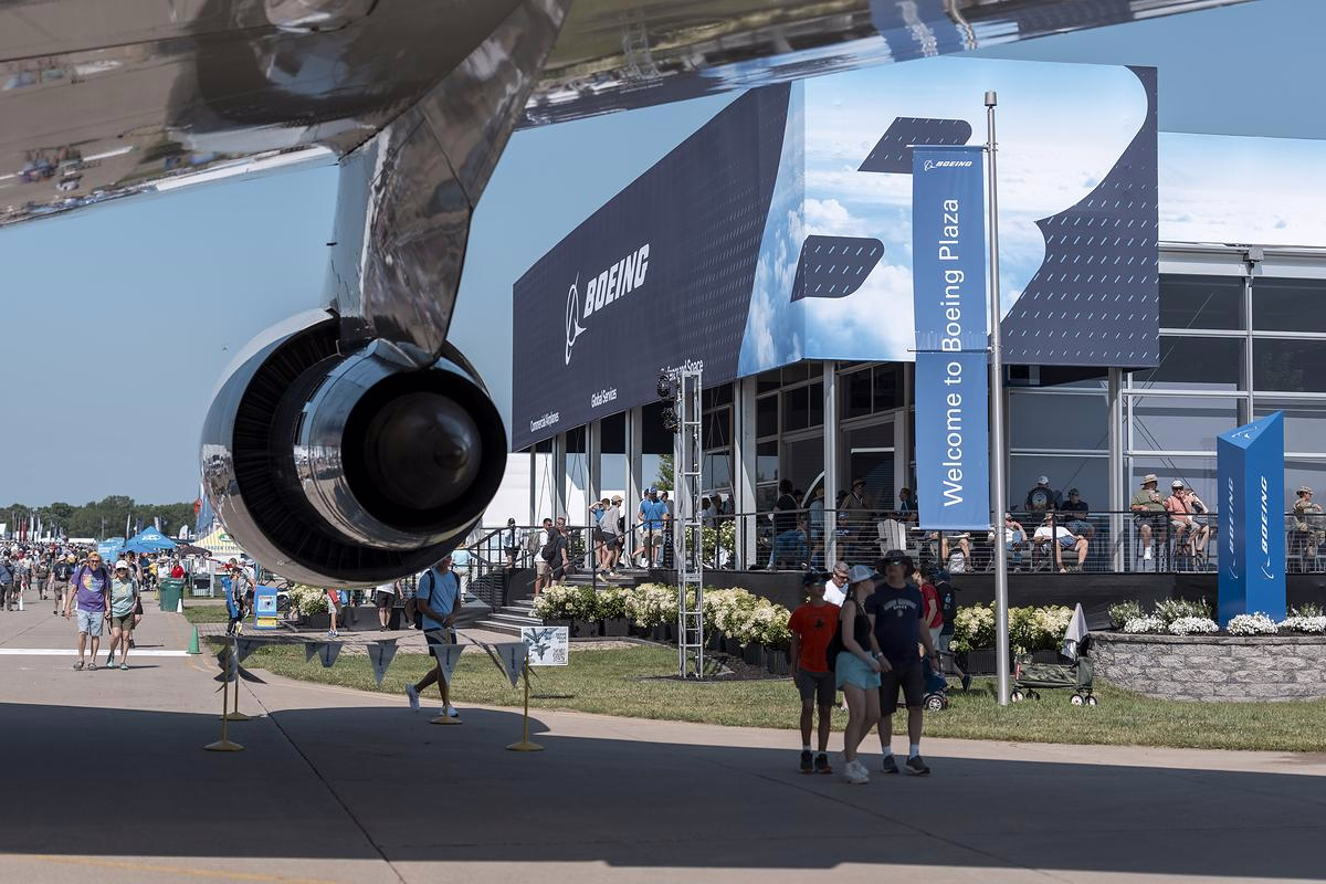 Boeing Showcases Portfolio at Major Aviation Event