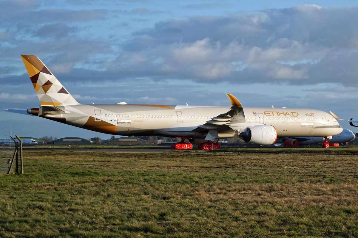 Etihad Considers Additional Airbus A350 and A330neo Orders