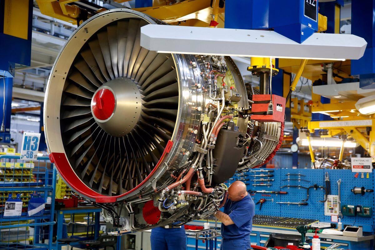 Airbus Secures Orders Amid Engine Supply Challenges
