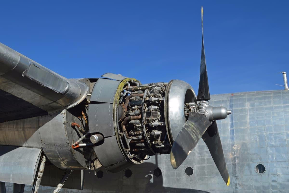 Why Aviation Oil Differs from Automotive Oil