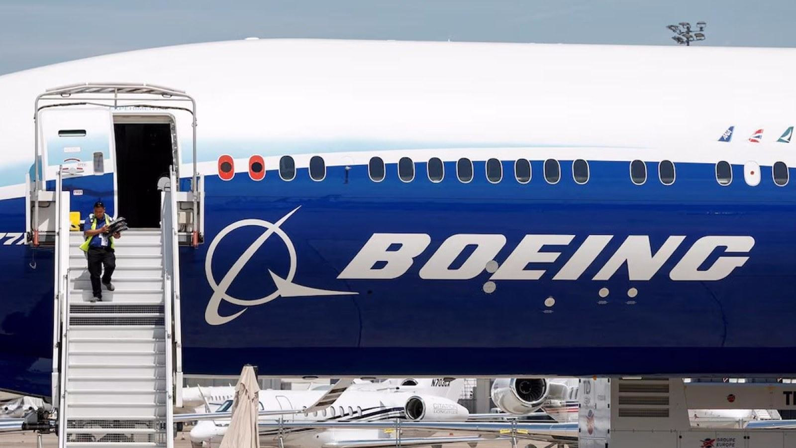 Boeing Shares Fall After Qatar Airways Cancels Order