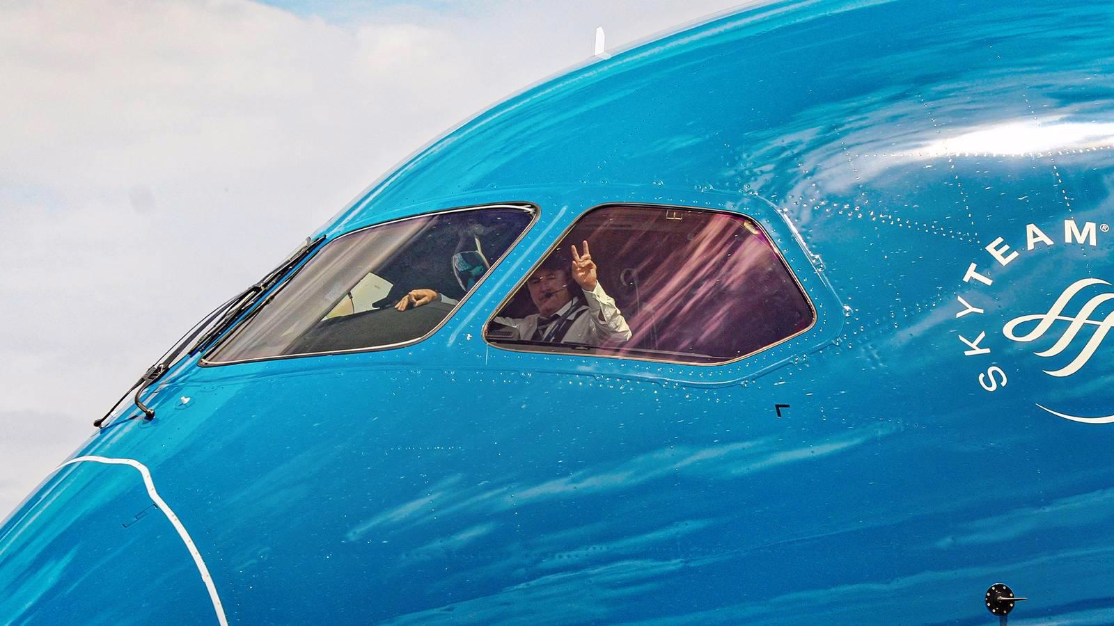Salary Comparison of Airbus A350 and Boeing 777 Captains in 2026
