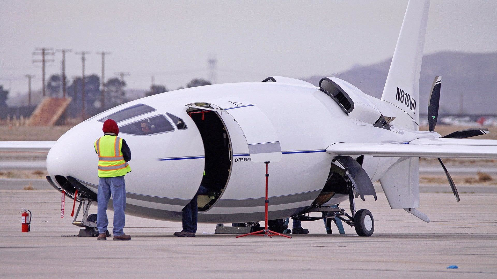 America’s Last Commercial Plane with Rear-Mounted Engines