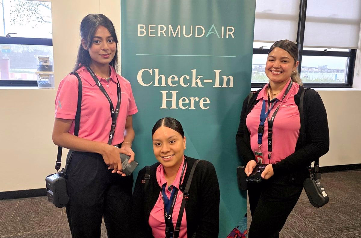 BermudAir Begins LaGuardia Service with Mobile Airport Operations