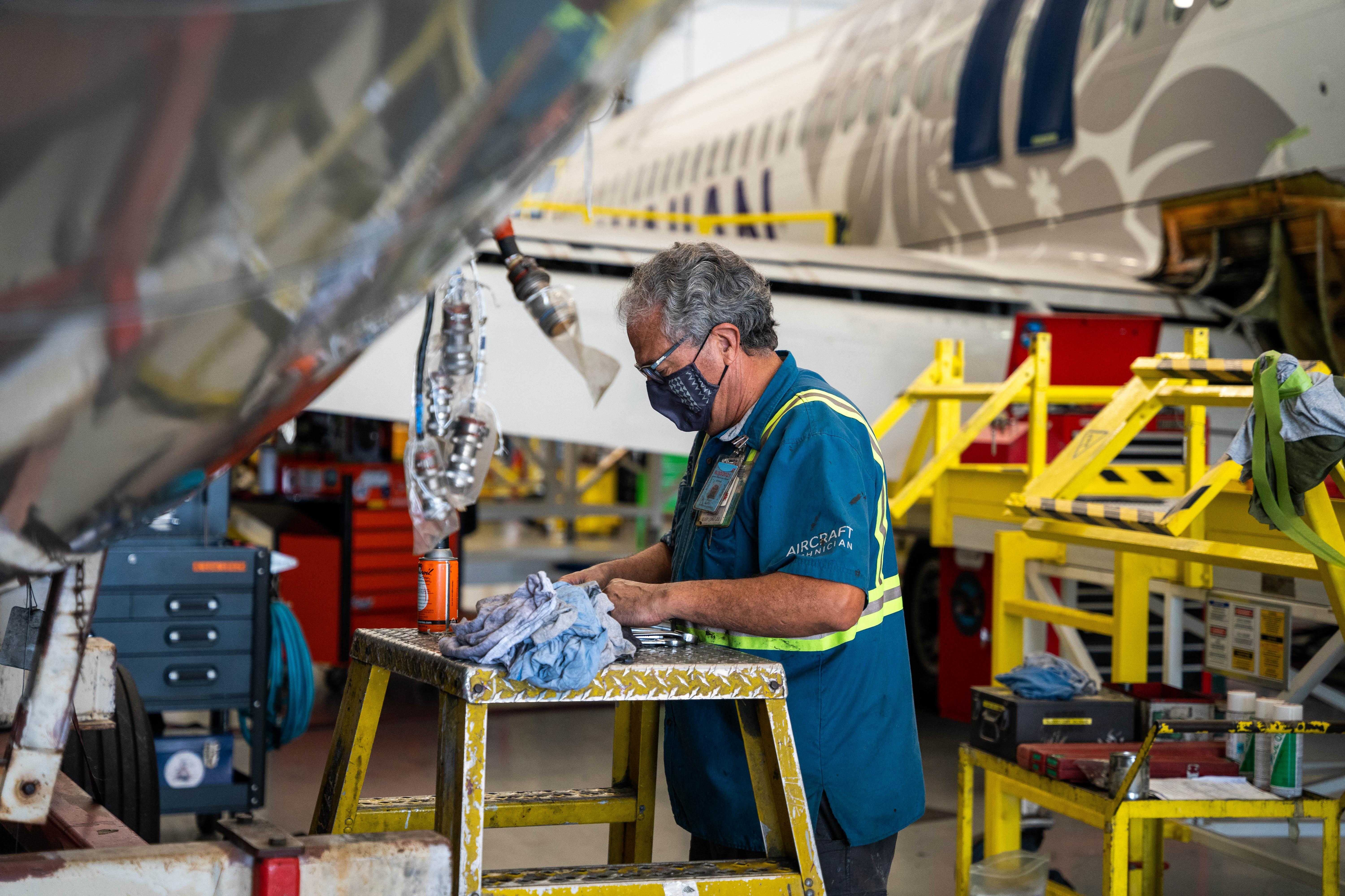 Hawaiian Airlines Employees Transition from Hangar to Classroom