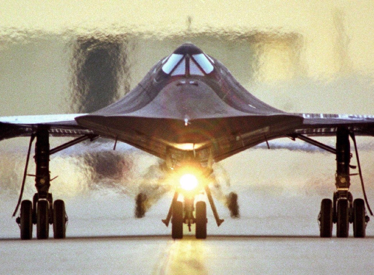 Can Fusion Engines Enable Hypersonic Fighters to Outpace Missiles?